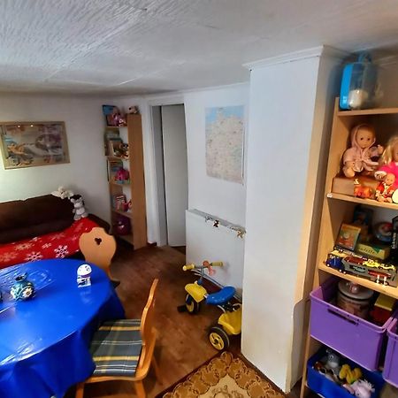 Familienfreundliches Ferienhaus Mit 3 Schlafzimmern Oldisleben Exteriér fotografie