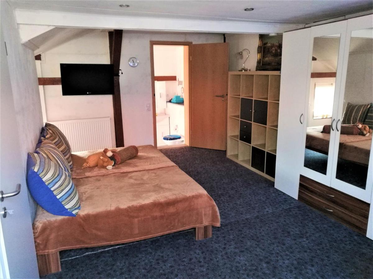 Familienfreundliches Ferienhaus Mit 3 Schlafzimmern Oldisleben Exteriér fotografie